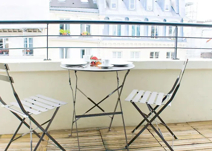 Livinparis - Luxury 2 Bedrooms Grands-boulevards I