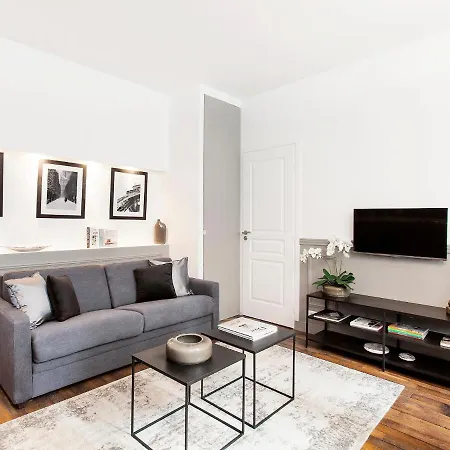 Livinparis - Luxury 2 Bedrooms Grands-boulevards I Daire *
