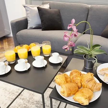 Livinparis - Luxury 2 Bedrooms Grands-boulevards I Daire Paris