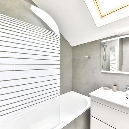 Livinparis - Luxury 2 Bedrooms Grands-boulevards I Paris